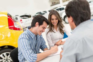 Couple-buying-a-car